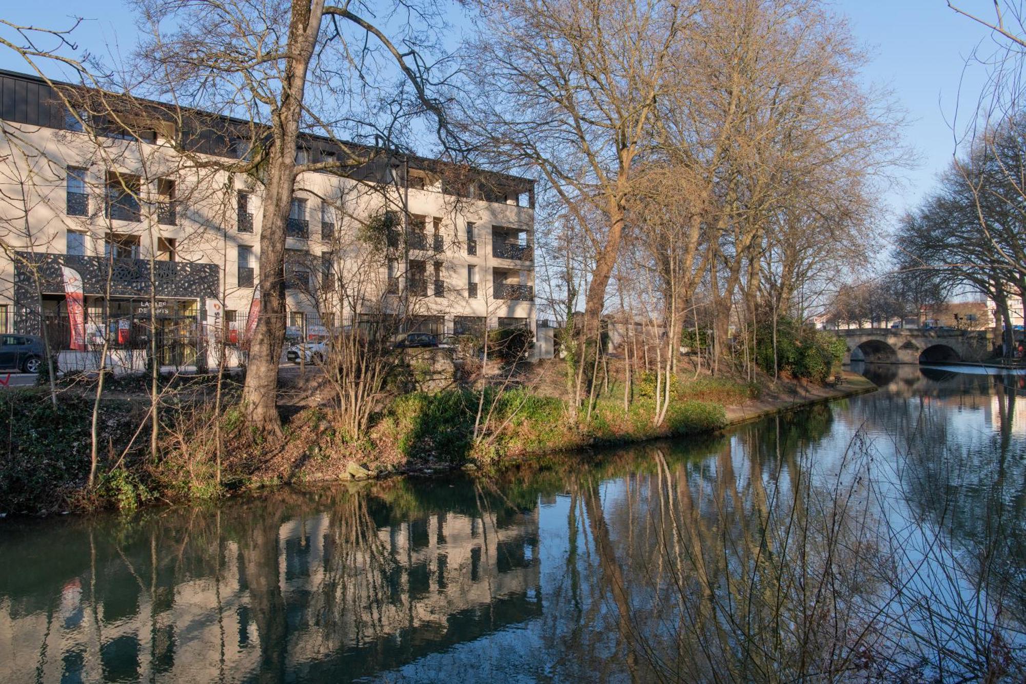 Domitys La Clef Des Arts Aparthotel Châlons-en-Champagne Eksteriør bilde